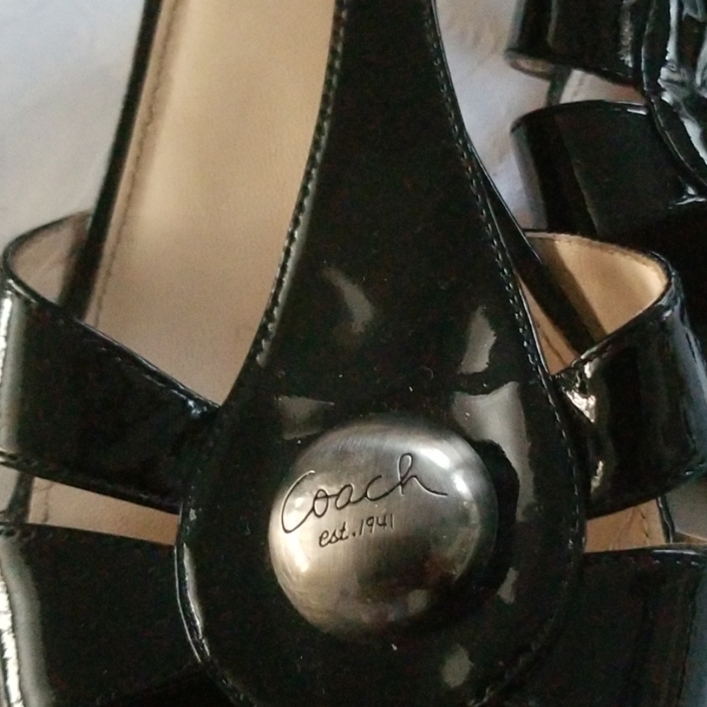 Shoes - Picture 2 of 5